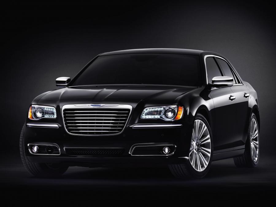  Chrysler 300C 2011 года  (фото 83 из 83)